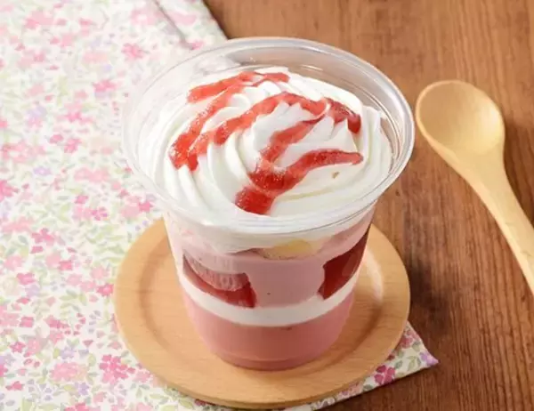 「【ローソン】甘党さんにおすすめ！新作スイーツ3選「なめらかプリンのショートケーキ　2個入」はなめらかプリンとふんわりスポンジで贅沢なカフェタイムが楽しめる！」の画像