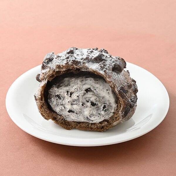 【ファミリーマート】甘いものでちょっと休憩！ファミマの新作スイーツ3選「クッキー&クリームシュー」はザクザクのシュー生地が美味しそう！