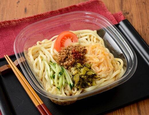 【ローソン】暑い日にもつるっといける！新作の夏に嬉しい冷やし麺・ご飯3選「ゆずポン酢仕立て　夏野菜のネバネバご飯(麦入りご飯)」はネバネバ具材がたっぷり
