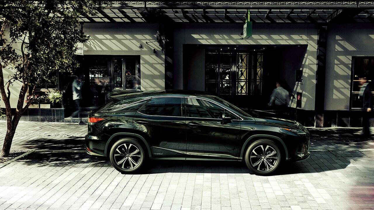 LEXUSの人気SUVのRXってどんな車？RXの魅力やリセールバリュー・ライバル5車も解説！