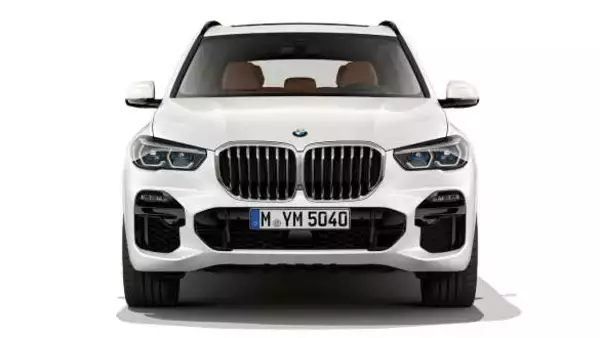 「LEXUSの人気SUVのRXってどんな車？RXの魅力やリセールバリュー・ライバル5車も解説！」の画像