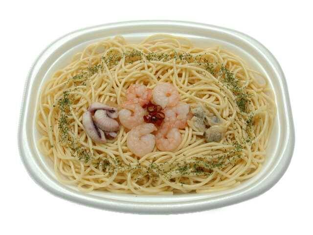 【セブン-イレブン】和風も洋風も楽しめる新作パスタ3選「キャベツとしらすと小海老のペペロンチーノ」は思わず食べたくなる旬素材で彩る春パスタ