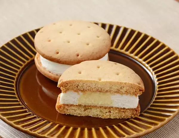 「【ローソン】おやつ時間に！新作の食感を楽しむスイーツ3選「ふわ生2層のチーズタルト」はベイクドチーズとレアチーズの組み合わせでミルク感を楽しめる」の画像