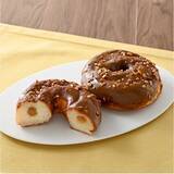 「【ファミリーマート】もっちり食感が集結！新作パン類3選「【超も～っちりパン！】も～っちり食感ピザパン」はピザソースとチーズソースを包んだ新食感ピザ！」の画像4