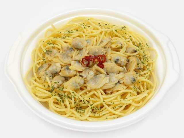 【セブン-イレブン】和風も洋風も充実のパスタメニュー！セブンの新作スパゲティ3選「チーズの虜　焼きナポリタン」はとろ～りのびるチーズソースが美味しいに違いない！