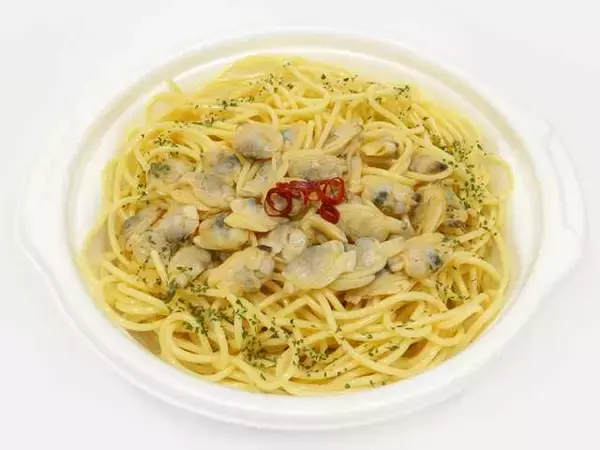 「【セブン-イレブン】和風も洋風も充実のパスタメニュー！セブンの新作スパゲティ3選「チーズの虜　焼きナポリタン」はとろ～りのびるチーズソースが美味しいに違いない！」の画像