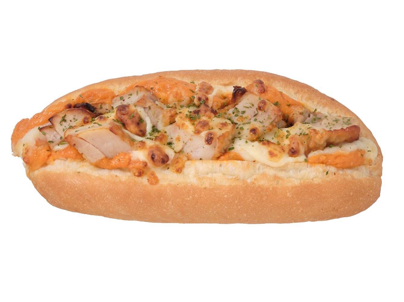 【セブン-イレブン】休日の軽食にも！セブン人気のロールサンド新作3選「ごろっとチキンのトマトクリームソース」は温めるとさらに具材の美味しさがソースと絡み合う！