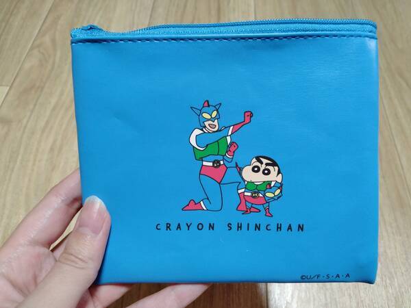 ダイソー クレヨンしんちゃん 幼稚園バスのポーチがかわいい と大評判 新作ポーチ３選 22年7月4日 エキサイトニュース