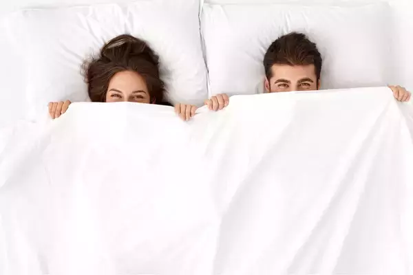 お預けだった“新婚生活”をコロナ自粛で取り戻した！ 念願の妊娠、そして夫は…？