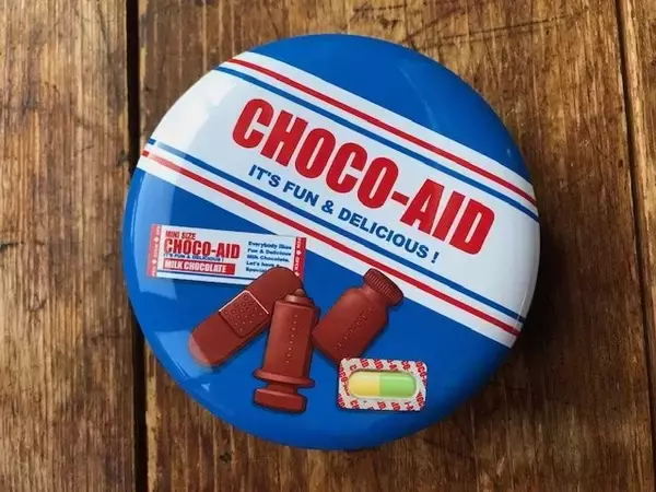 「かわいすぎる！SNSで話題、カルディの絆創膏みたいな「チョコエイド」」の画像