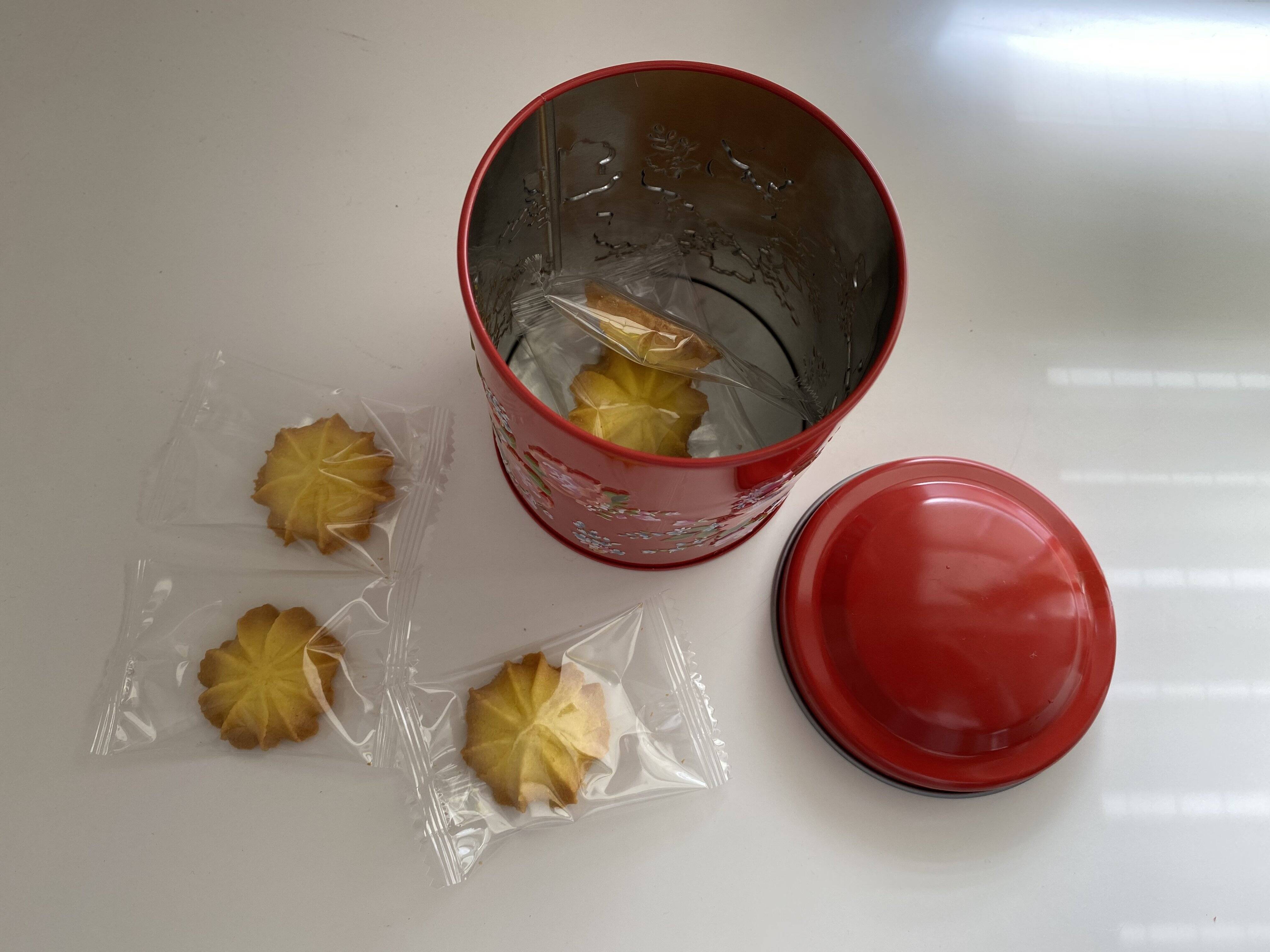 在庫わずか【カルディ】台湾フェア「レトロ缶入りパイナップルクッキー」可愛すぎ