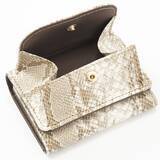 「プチプラのあや新作【しまむら】ファンの声に応えた「三つ折り財布」」の画像3