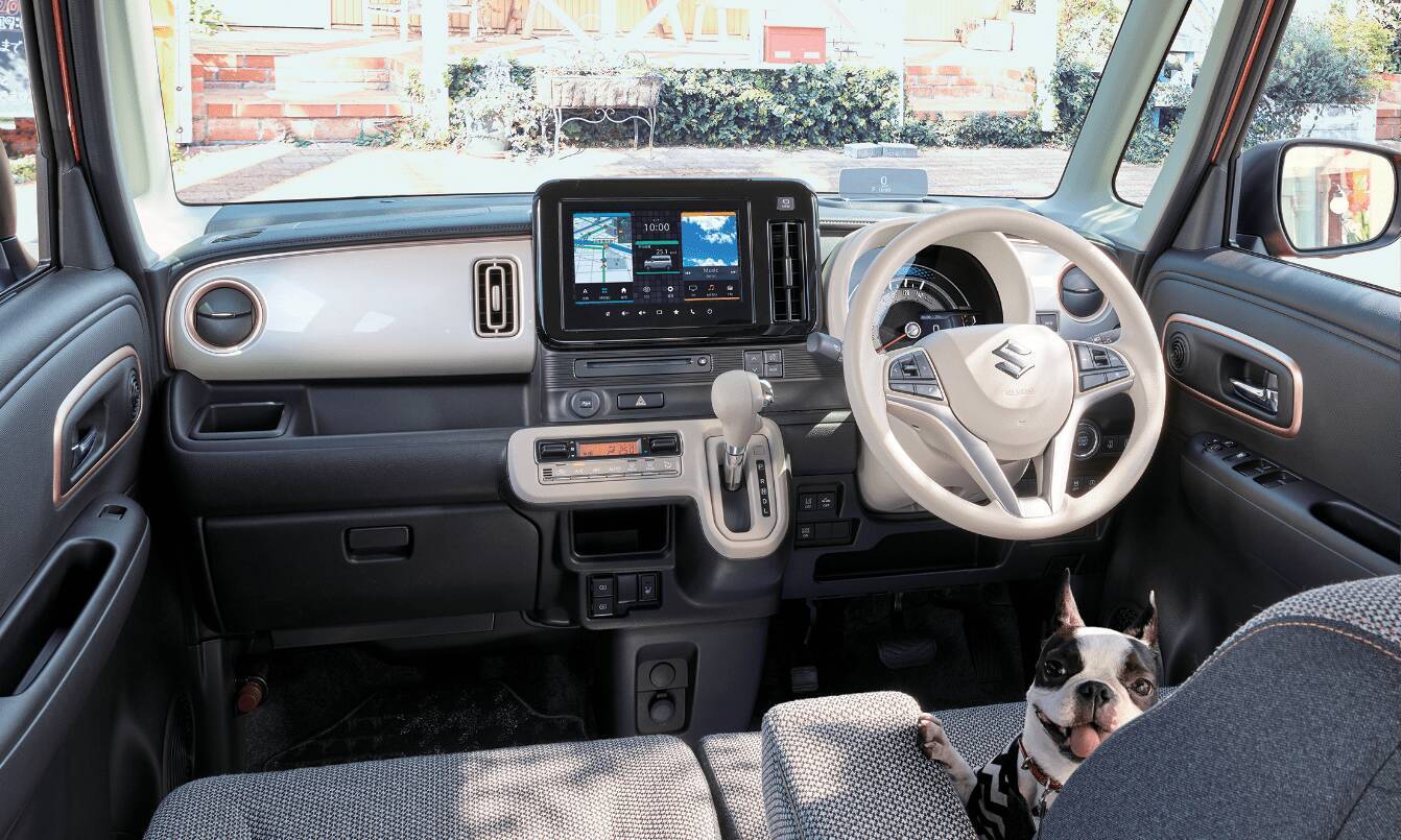 【スズキ】丸目のヘッドライトで優しい顔「ワゴンRスマイル」 129万6900円から