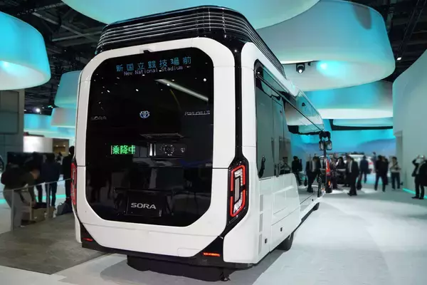 「すでに燃料電池バスが運行しているのをご存じですか？」の画像