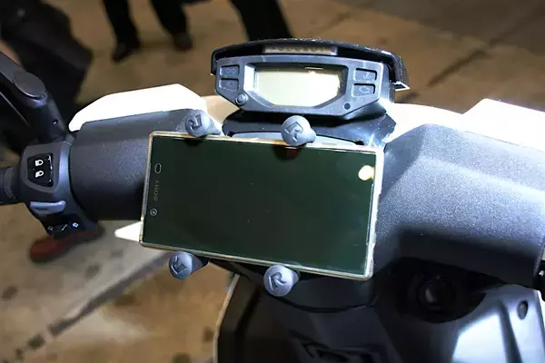 「プジョーは現存する世界最古のバイクブランド〜プジョースクーターが国内販売開始」の画像