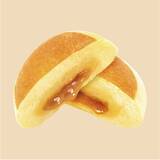 「【ファミリーマート】甘党必見！手軽に本格スイーツ新作3選「森永製菓監修　バター香るホットケーキまん」は香り豊かなバターとシロップの相性がたまらない！」の画像2