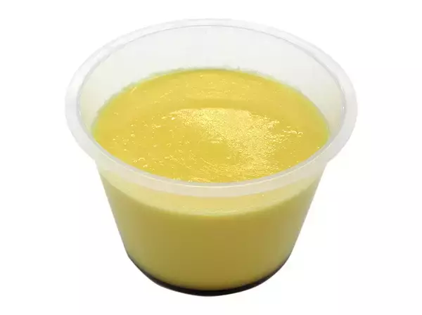 「【セブン-イレブン】自分へのご褒美タイムに！濃厚な味わいの新作スイーツ3選「クリームにおぼれるシュー」はたっぷりのクリームとシュークリームを容器に詰めた一品！」の画像