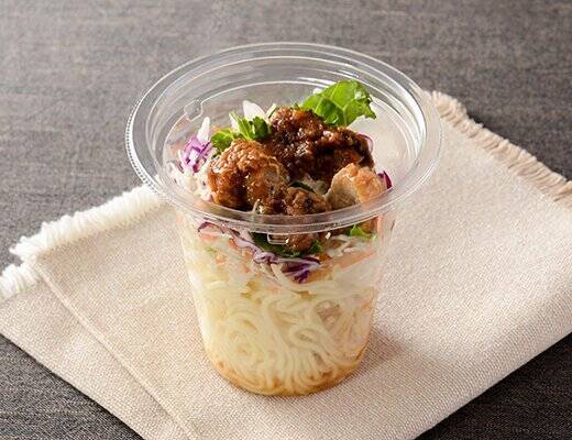 【ローソン】サクッと楽しめる！新作の手軽に食べられるサラダ3選「0秒パスタサラダ　タルタルチキン」は野菜とチキンをトッピング