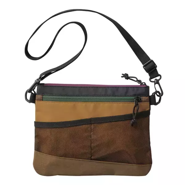 「【ワークマン】こんなに便利で980円「手ぶらでいける軽量バッグ」3選」の画像