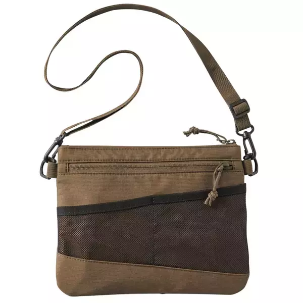 「【ワークマン】こんなに便利で980円「手ぶらでいける軽量バッグ」3選」の画像