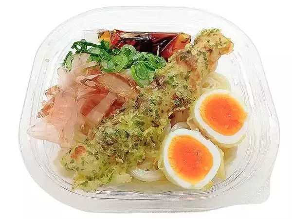 「【セブン-イレブン】汗ばむ陽気の日に食べたい！新作の冷たい麺類3選「中華蕎麦とみ田監修　冷し豚まぜ麺」は角切りの大きな豚肉がゴロっと入っている！」の画像