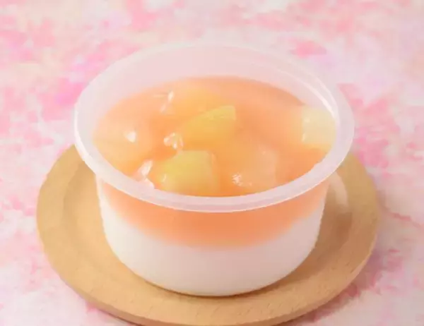 「【ローソン】自分へのご褒美タイムに！桃づくしの新作スイーツ3選「ごろっと1/2個分！桃のオムレット」は桃とレアチーズの組み合わせが楽しめる夏のオムレット」の画像