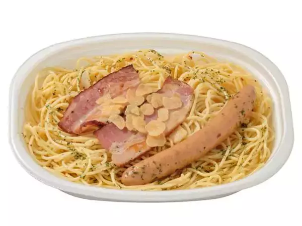 「【セブン-イレブン】ボリューム満点！セブンの大盛パスタ3選「明太マヨネーズ大盛パスタ かねふく使用」はこだわりの2種ソース」の画像