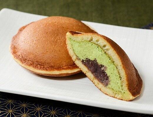 【ローソン】ふわふわしっとりの焼菓子が勢ぞろい！ローソンの新作スイーツ3選「どらもっち　つぶあん＆抹茶ホイップ」は北海道産あずきを使用！
