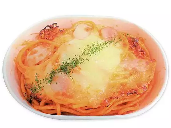 「【セブン-イレブン】お財布に優しいワンコインランチ実現！新作ランチパスタ・弁当3選「とろーり焼きチーズのナポリタン」はチーズソースでコクのあるパスタに！」の画像