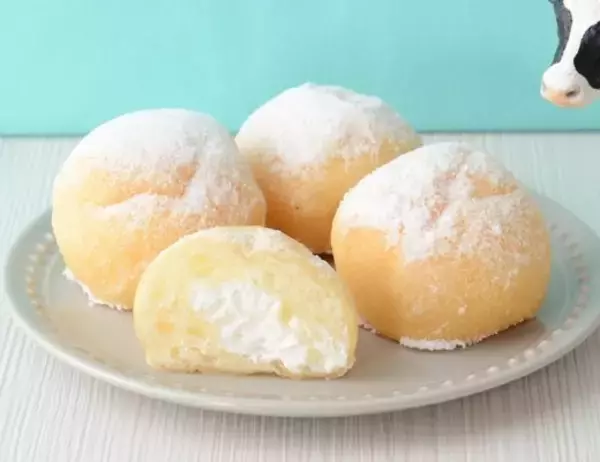 「【ローソン】甘党必見！ふんわり、もっちり食感が楽しめるスウィーツ新作3選「ほうじ茶栗粉のほろふわモンブラン」は大人の秋スウィーツ」の画像