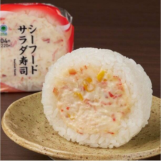 【ファミリーマート】ワンハンドで手軽に楽しむ！新作和風おむすび類3選「だし醤油まぶし飯　海苔佃煮おむすび」は醤油と海苔の豊かな風味を味わえる