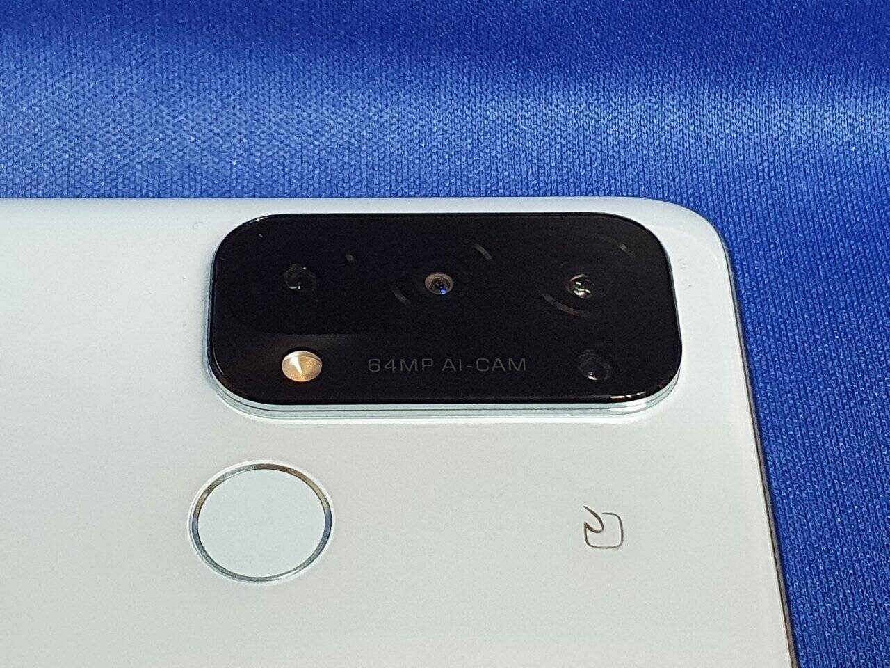 OPPO Reno5 Aがコスパ最高！ベストセラーの理由とは。ワイモバイルからeSIM搭載の新バージョンも