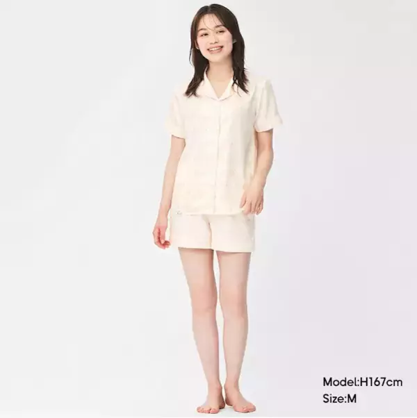 「早くも品切続出【GUとちいかわコラボ】「パジャマ」「財布」「Tシャツ」癒やしグッズ満載」の画像