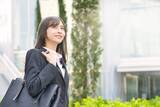 「【新卒】「初任給の給与明細」を見るポイント3選！住民税など天引きの時期が異なる控除に要注意！」の画像1