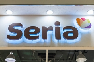 韓国で大流行中！ テディベア柄デザインペーパーがセリアに！ 大容量でブックカバーなどに活用できる！