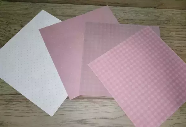 「韓国で大流行中！ テディベア柄デザインペーパーがセリアに！ 大容量でブックカバーなどに活用できる！」の画像