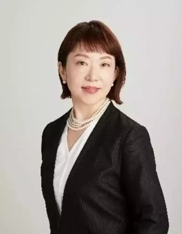 「結婚式費用の平均額は約500万円！結婚を機に共通口座を開設した人は50％超え！令和の夫婦のお金感」の画像