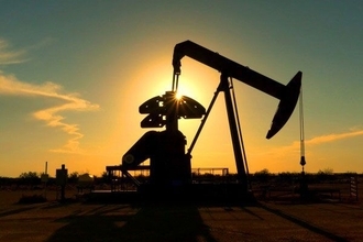 原油相場と石油関連株。なぜ高止まりしてしまうのか！？