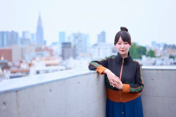 東村アキコさんインタビュー：実写化映画に自ら資金を出資し大成功、次は橋本環奈主演のドラマ初監督に挑むー