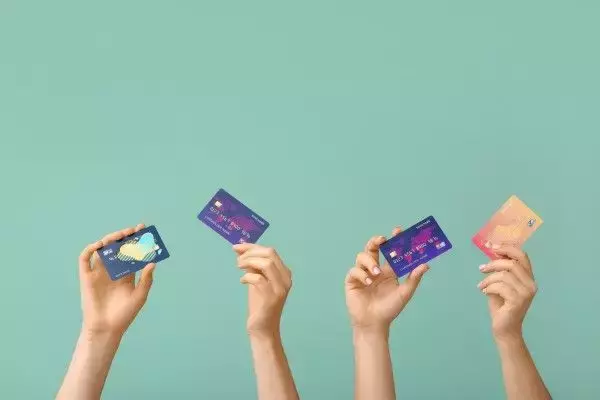 「新しいNISA」の時代に必須。個人のマルチアカウント管理