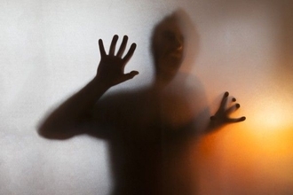 株価下落で大損！パニック回避の投資術