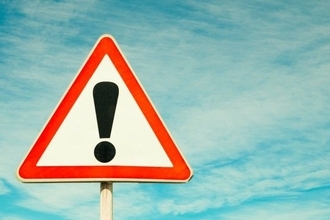 日経平均は経済指標発表で下向きの大きな上下動か。押し目買いは要注意