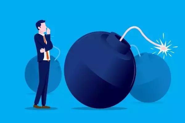 中国恒大はリーマン級？不透明な株価ショック時に投資家がやってはいけないこと