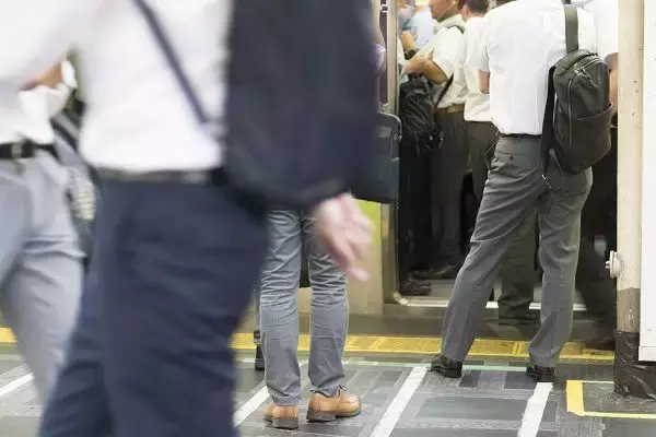 【1970（昭和45）年7月31日】山手線に冷房車登場、通勤地獄に涼