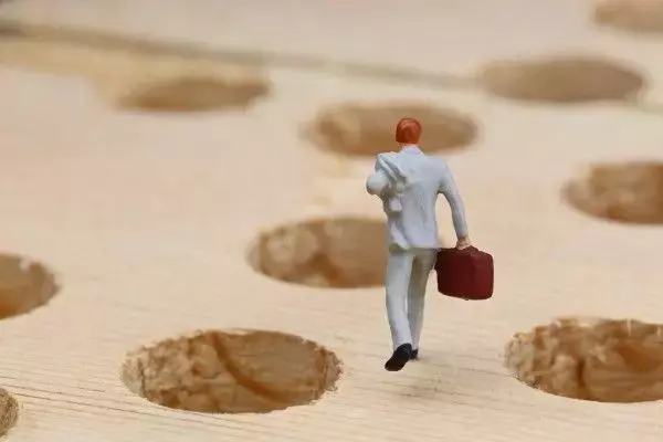 やってはいけない資産形成、5つの落とし穴