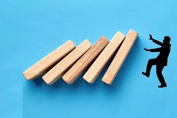 50～60代のはじめて投資！買ってはいけない5つの金融商品 