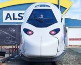 「E4系を彷彿…？ フランス版新幹線のオール2階建て新型「TGV M」お披露目 速いぞ！」の画像1