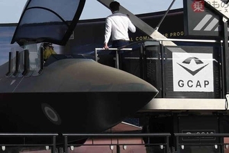 コクピットも見れた！ 空自次期戦闘機GCAP、屋外展示で「本気度マシマシ」に！その驚異の全貌とは
