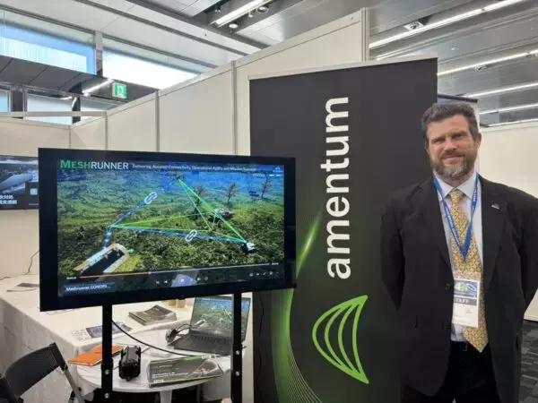 「戦場の全てが“モニターで丸見え!?” 自衛隊の無人機防衛構想にピッタリな米大手企業の新システム「メッシュランナー」とは」の画像