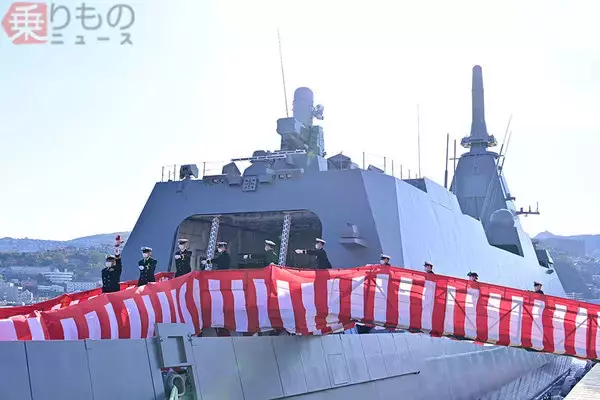 今度は長崎だ！ 海自の最新護衛艦「のしろ」就役 次世代多用途艦の3番艦 三菱重工